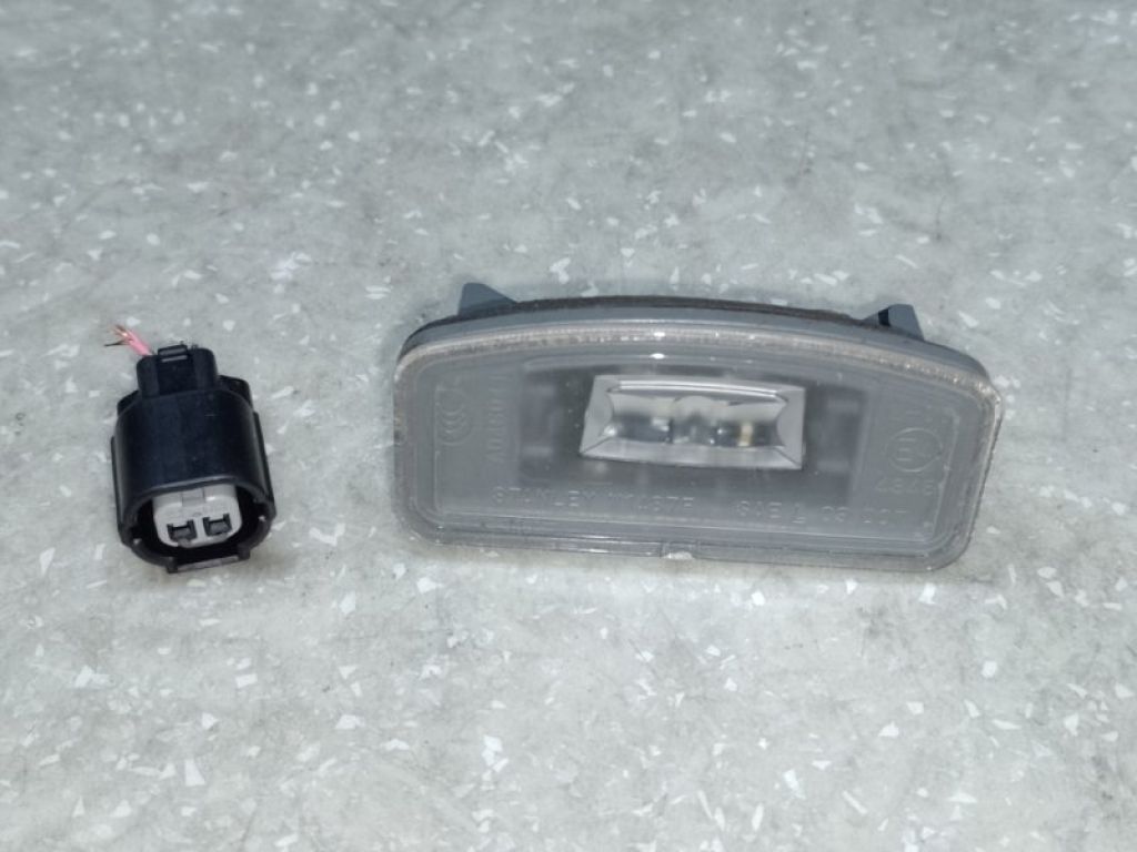 34100-TZ3-A01 | Підсвічування номера ACURA TLX 14-17