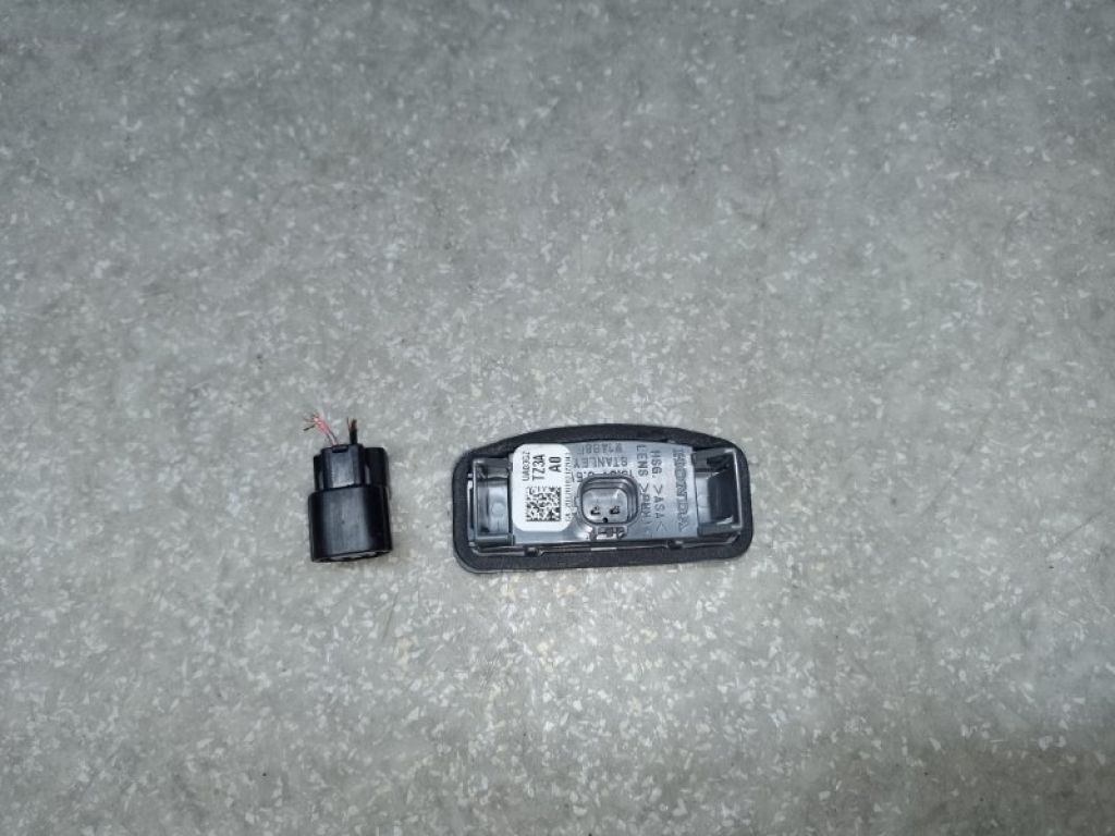 34100-TZ3-A01 | Підсвічування номера ACURA TLX 14-17 - Фото 2