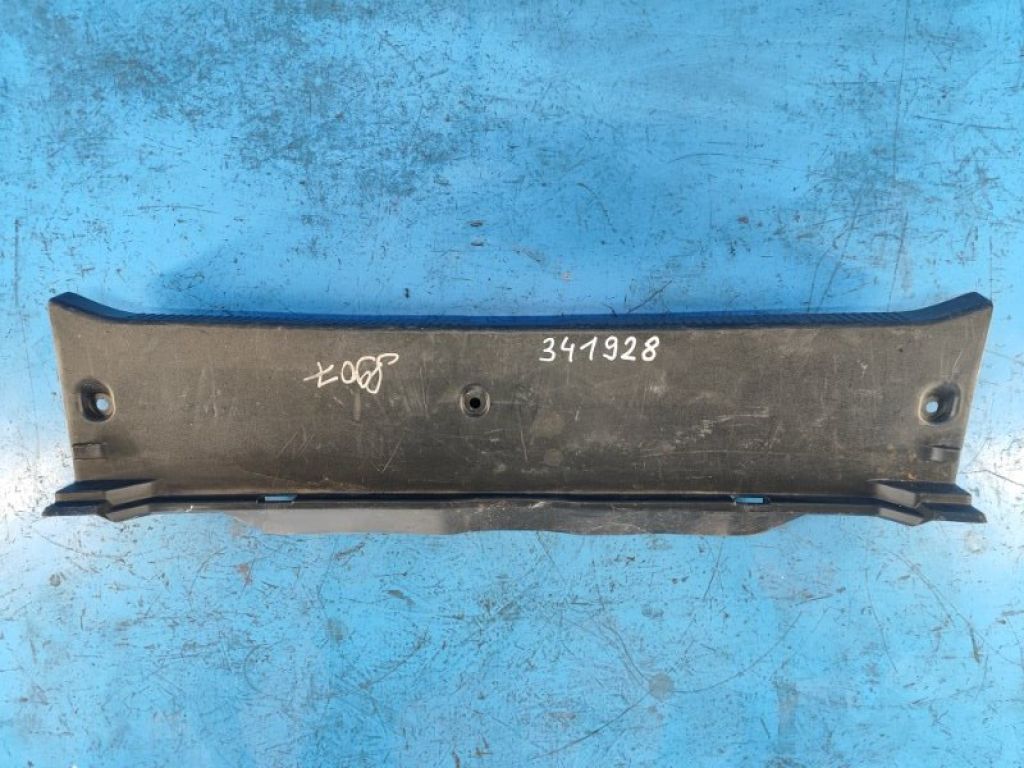 5838775010 | Накладка панели багажника внутренняя LEXUS HS250H (ANF10) 09-12