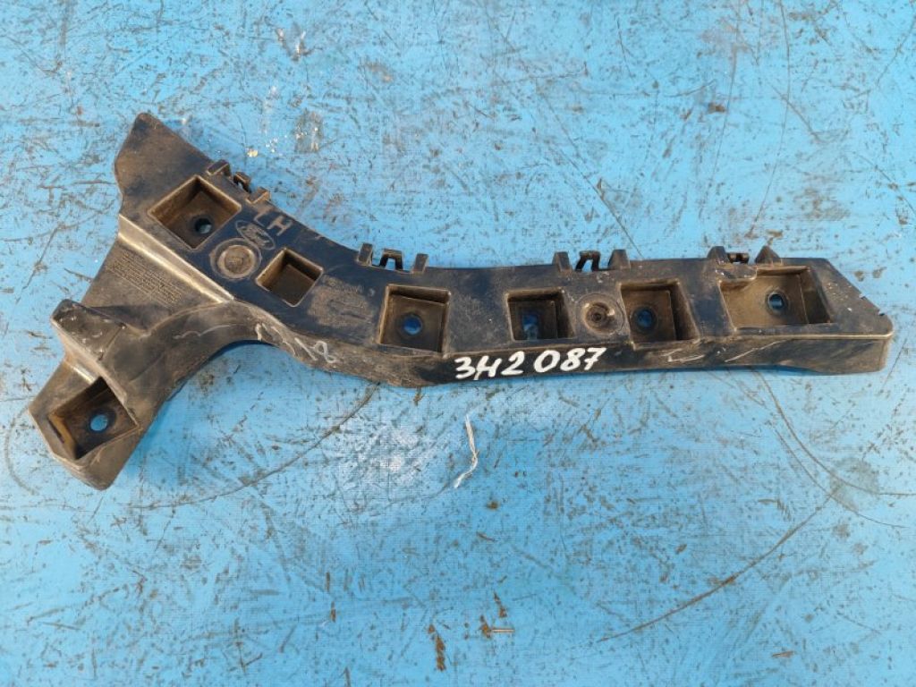 DS73-17A882-AE | Кронштейн заднього бампера лів. FORD FUSION 14-