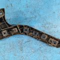 DS73-17A882-AE | Кронштейн заднього бампера лів. FORD FUSION 14- - Прев'ю 2