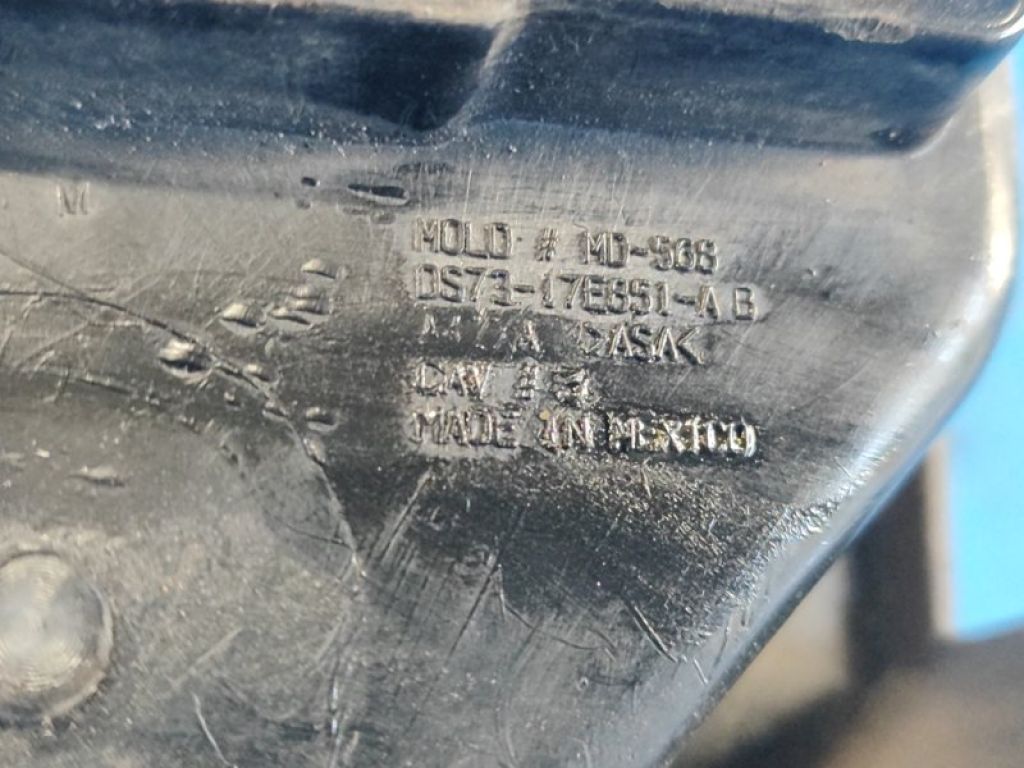 DS73-17E851-AB | Кронштейн заднього бампера лів. FORD FUSION 14- - Фото 3