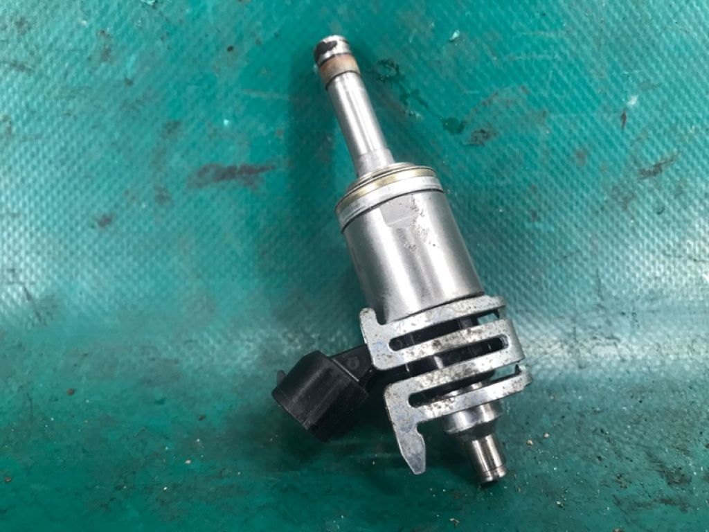 23209-36030-01 | Форсунка топливная LEXUS NX 14-21 - Фото 2