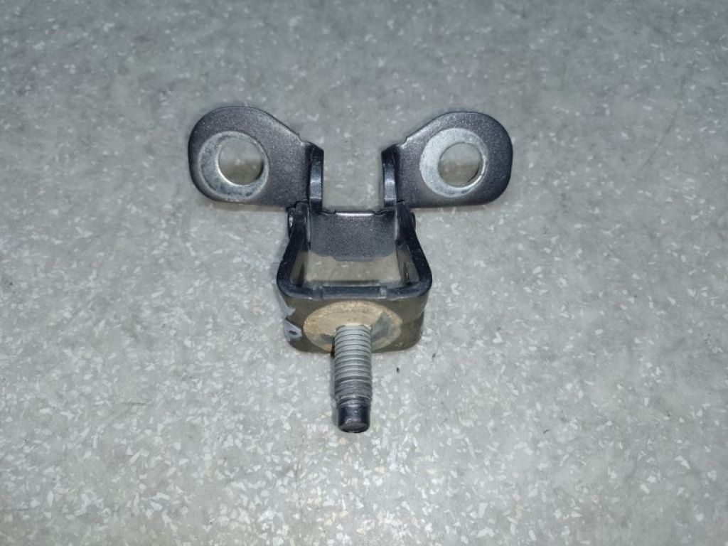 CJ5Z-7842900-B | Петля крышки багажника FORD ESCAPE 12-19