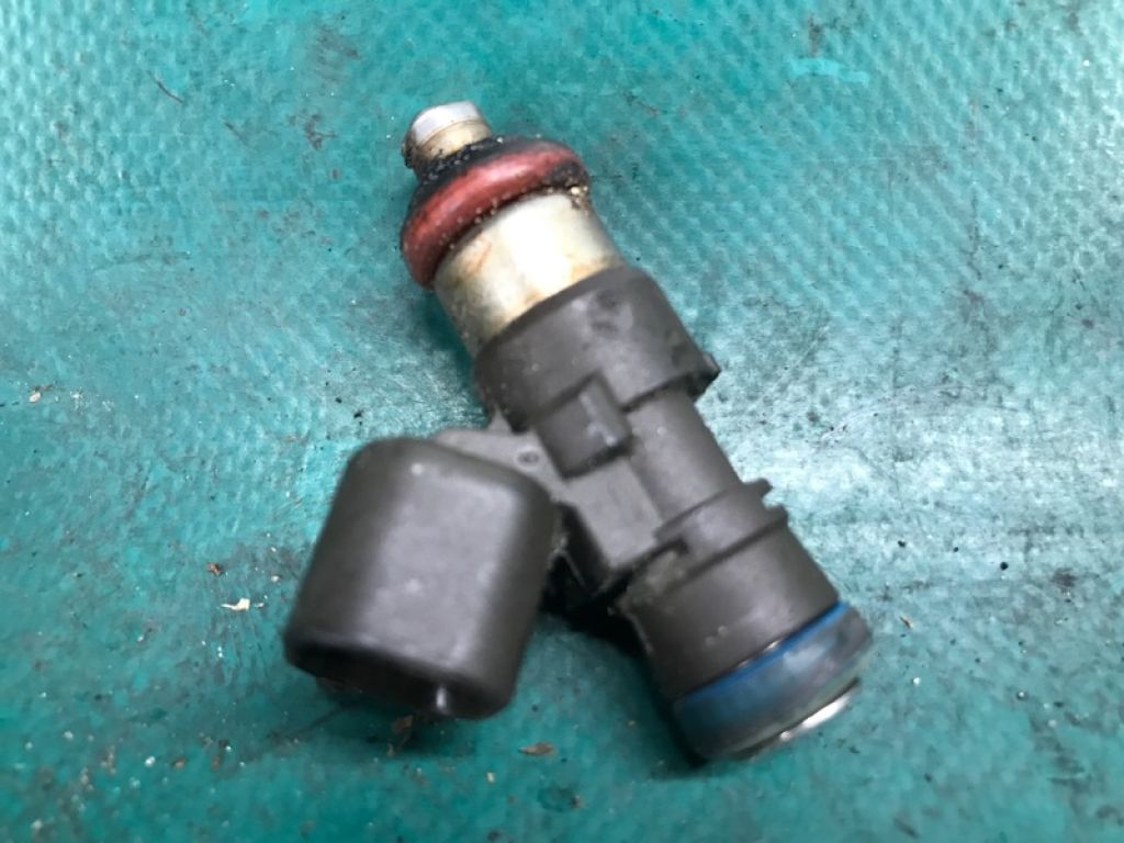 ZZJ1-13-250 | Форсунка паливна MAZDA CX-9 06-16 - Фото 2