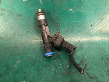 Форсунка паливна CHEVROLET TRAX 16-22