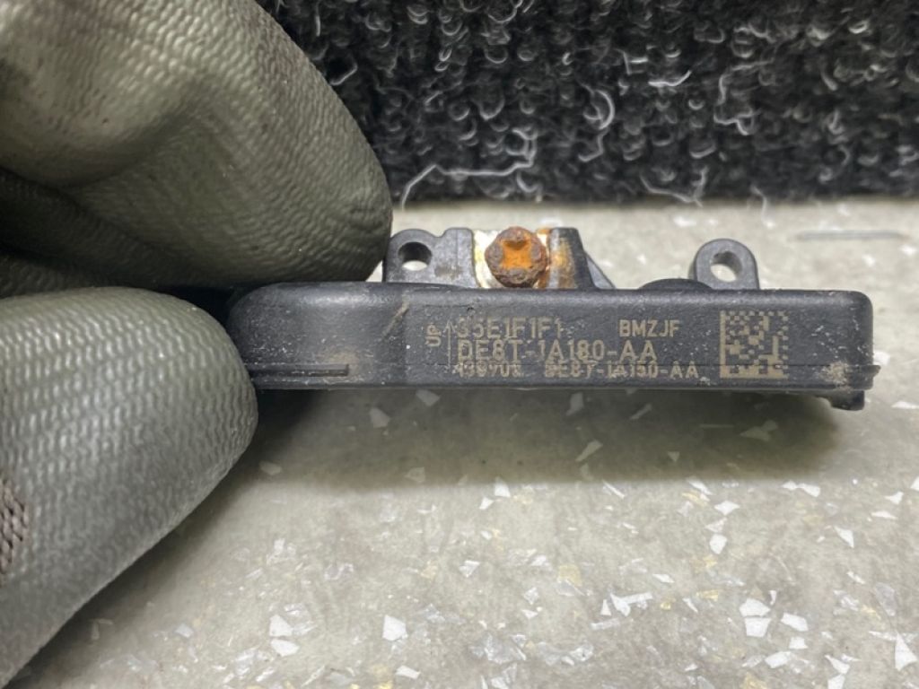 9L3Z-1A189-A | Датчик тиску в шинах FORD ESCAPE 12-19 - Фото 2