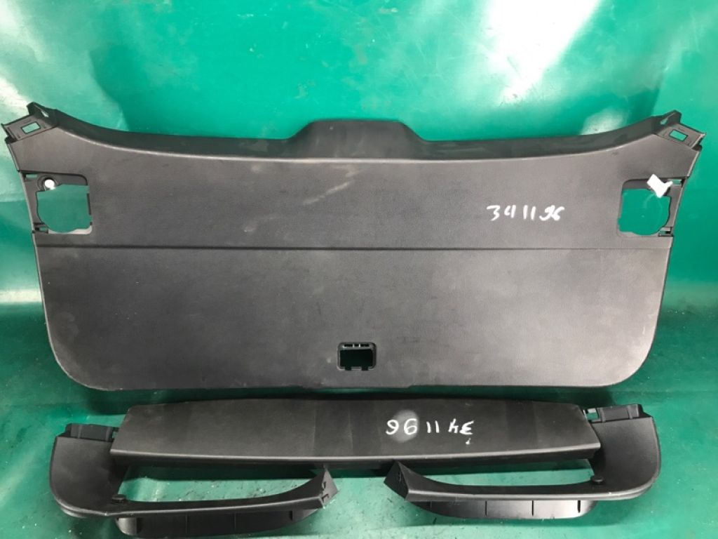 67750-78010-C0 | Обшивка кришки багажника LEXUS NX 14-21