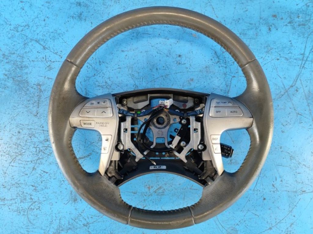 451000W300B0 | Кермо TOYOTA CAMRY 40 06-11