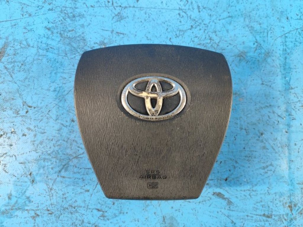 4513047110C0 | Подушка безопасности в руль TOYOTA PRIUS - 30 09-17
