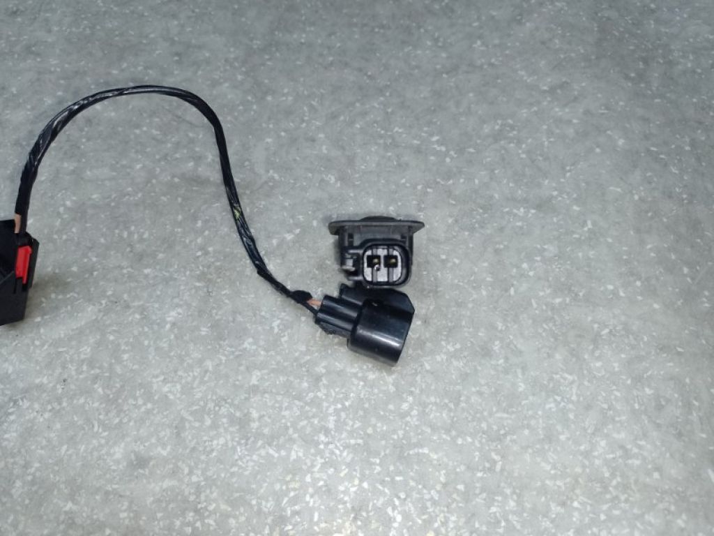 1L2Z-14018-AC | Кнопка открывания багажника наружная FORD FLEX 08-19 - Фото 3
