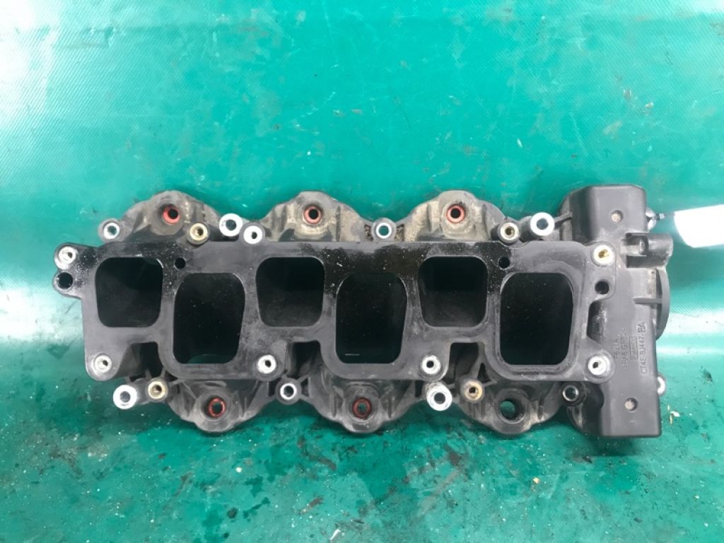 CT4Z-9424-B | Коллектор впускной LINCOLN MKX 16-18