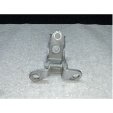 Петля двері нижня задн. лів. ACURA MDX (YD2) 06-13