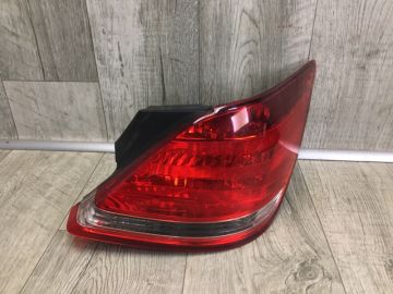 Фонарь наружный прав. TOYOTA AVALON 05-12
