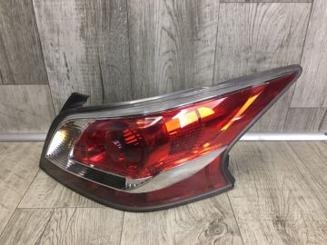 Фонарь наружный прав. NISSAN ALTIMA L33 12-18