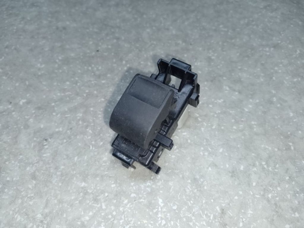 84810-06030 | Кнопка стеклоподъемника передн. прав. TOYOTA CAMRY 40 06-11