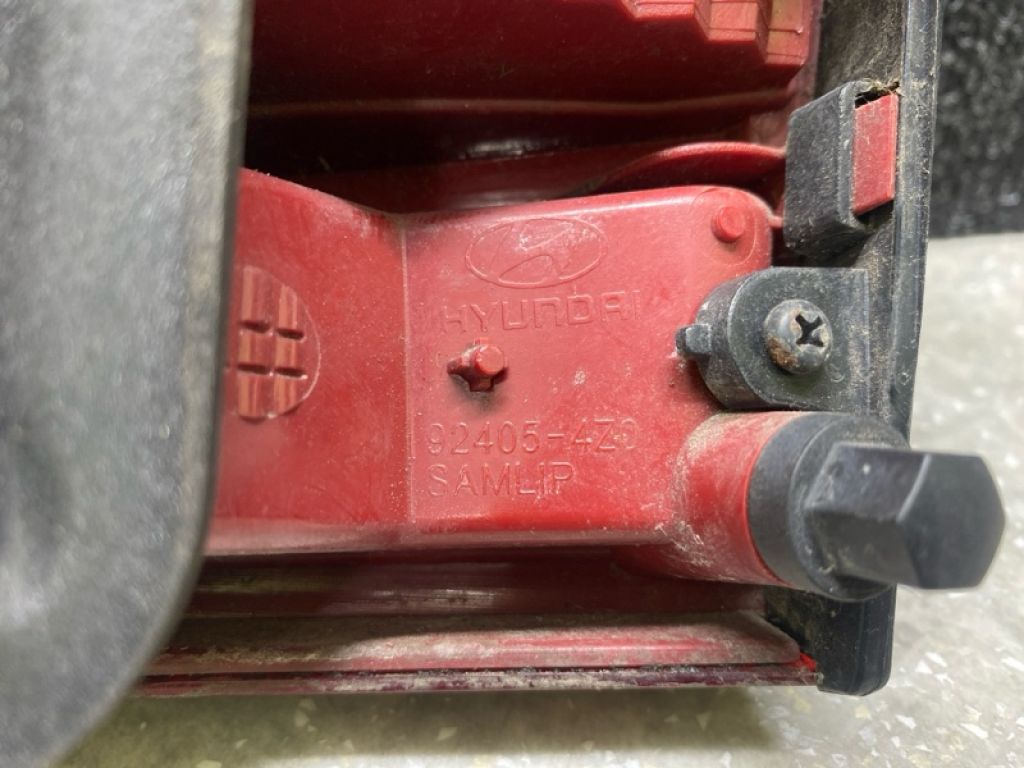 92405-4Z000 | Ліхтар внутрішній лів. HYUNDAI SANTA FE (DM) 12-18 - Фото 3