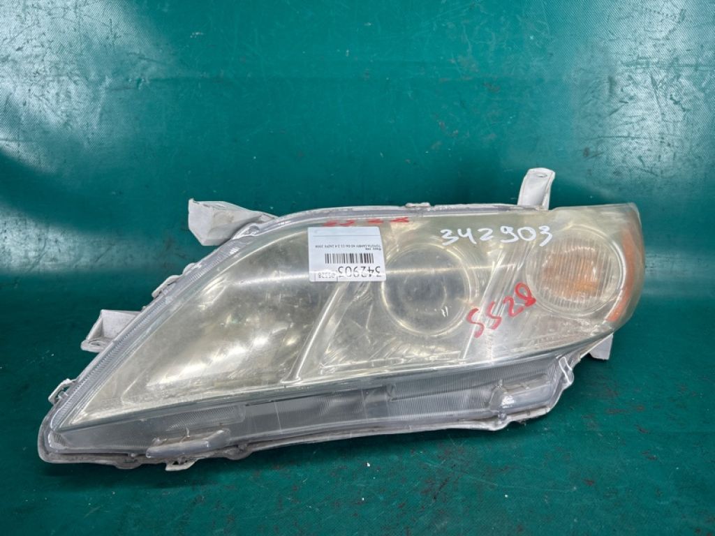 8115006202 | Фара лів. TOYOTA CAMRY 40 06-11