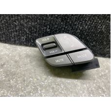 Кнопка керування магнітолою на кермо лів. HYUNDAI SANTA FE (DM) 12-18