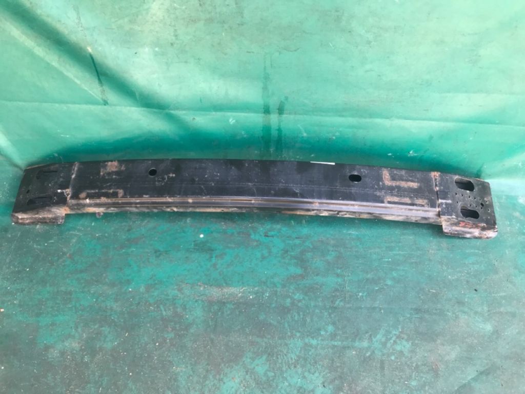 52021-06040 | Підсилювач переднього бампера TOYOTA CAMRY 40 06-11