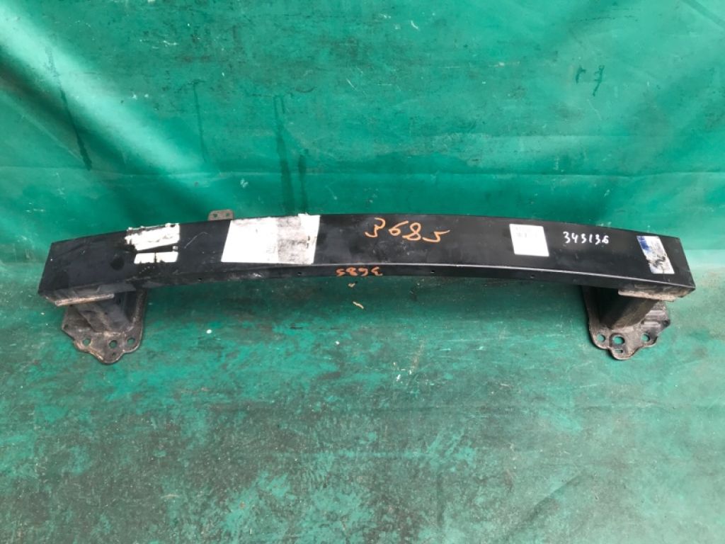 64900-F3000 | Підсилювач переднього бампера HYUNDAI ELANTRA AD 16-