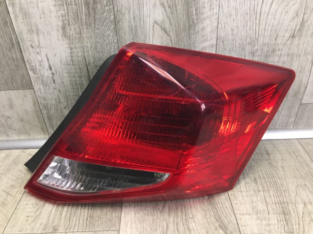 33500-TE0-A11 | Ліхтар зовнішній прав. HONDA ACCORD COUPE 07-12