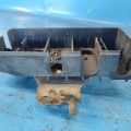4R3T-14536-AD | Кронштейн блока предохранителей FORD MUSTANG 15- - Превью 2