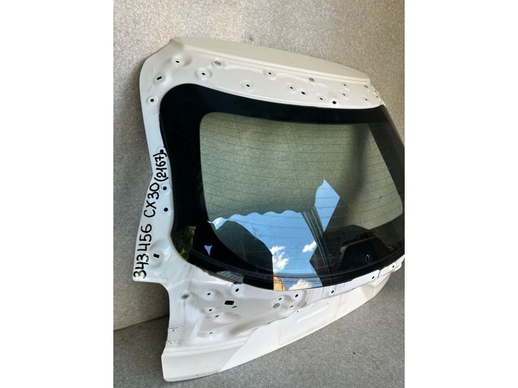 DGY1-62-02X | Кришка багажника MAZDA CX-30 19- - Фото 3