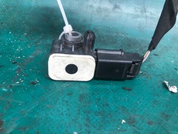 Датчик удара передн. FORD FUSION 14-