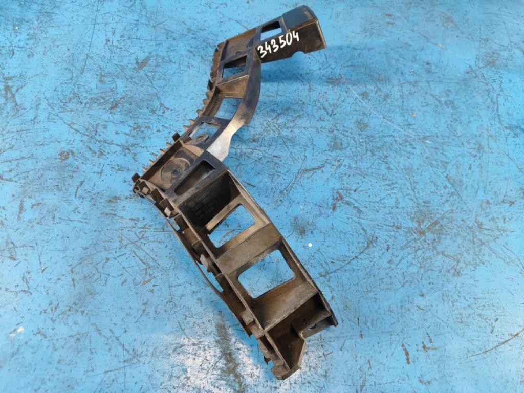 5N0807394D | Кронштейн заднього бампера прав. VOLKSWAGEN TIGUAN 08-17