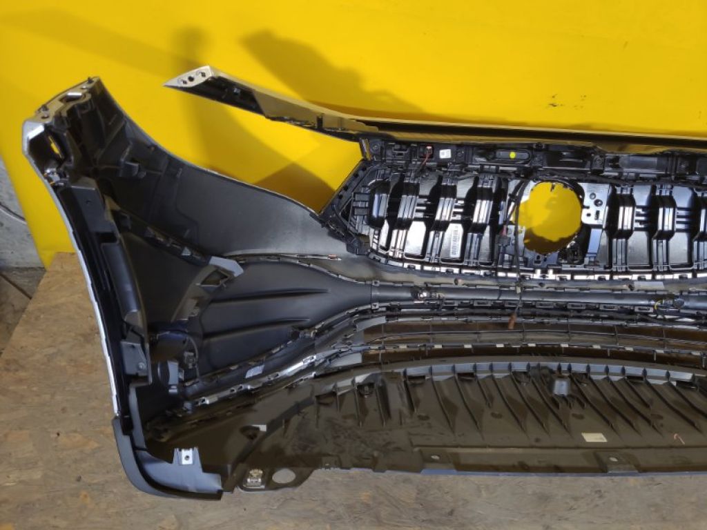 A 243 880 97 01 | Бампер передній MERCEDES EQA 23- - Фото 9