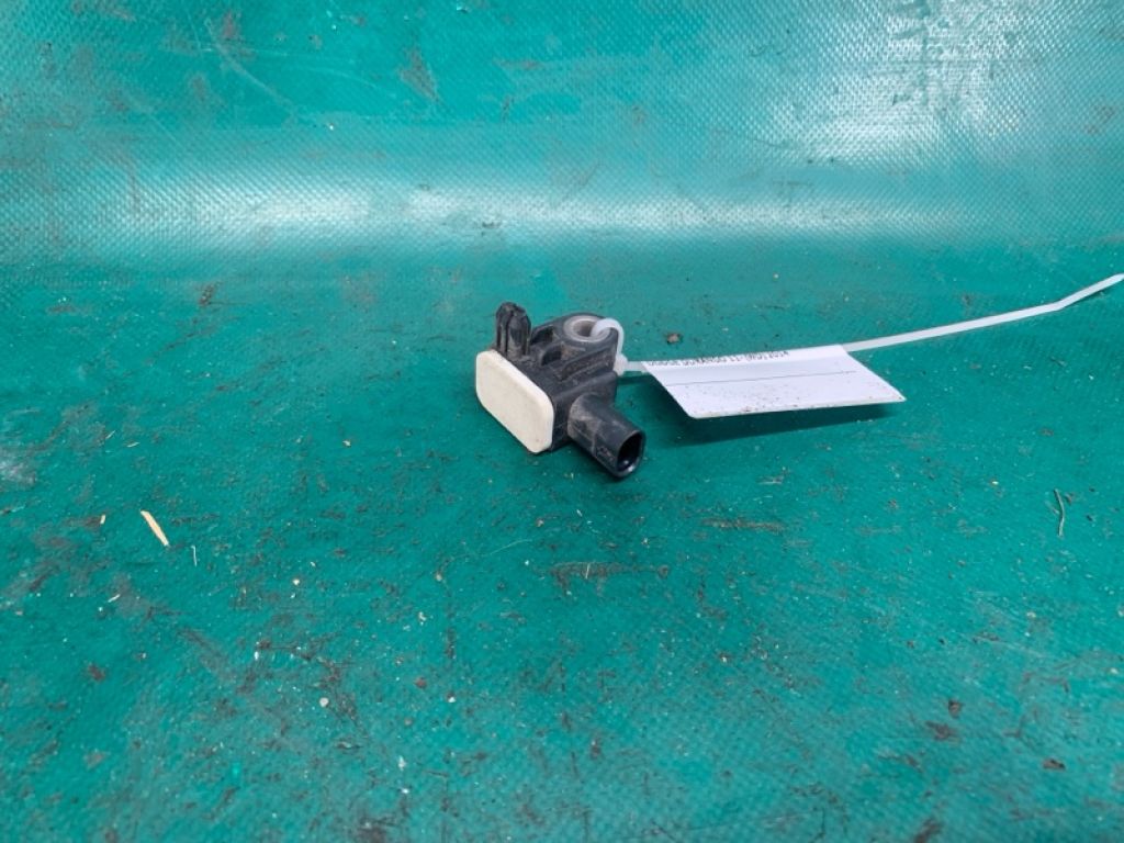 56054212AA | Датчик удару DODGE DURANGO 11- (WD) - Фото 2