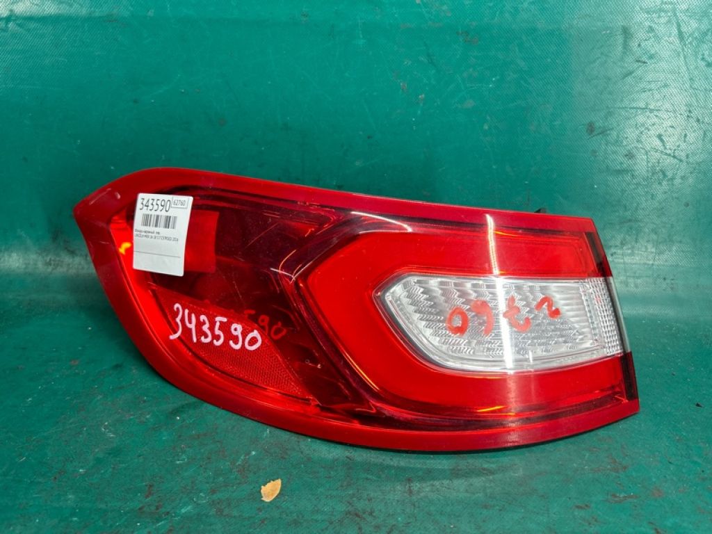FA1Z-13405-C | Фонарь наружный лев. LINCOLN MKX 16-18