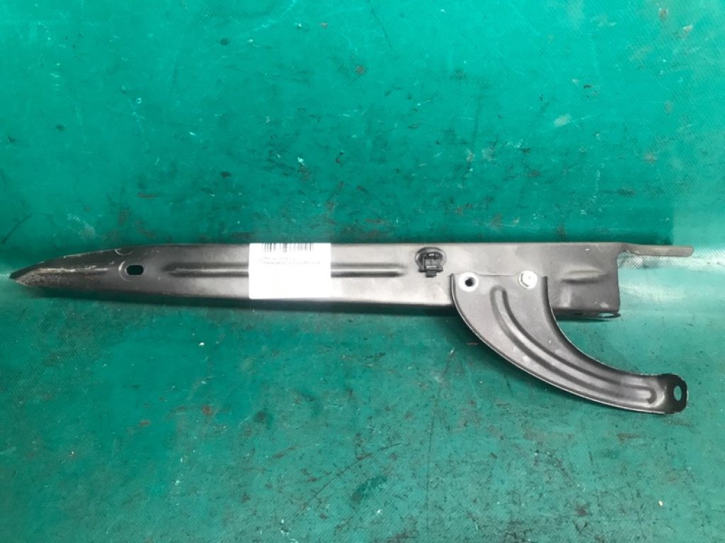 53215-07030 | Кронштейн замка капота TOYOTA AVALON 05-12