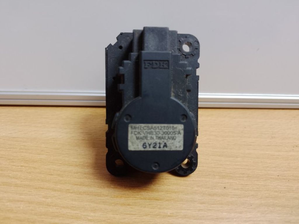 7820A080 | Моторчик заслонки печки MITSUBISHI OUTLANDER XL 05-13