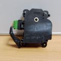 TD14-61-A70 | Моторчик заслонки печки задн. MAZDA CX-9 06-16