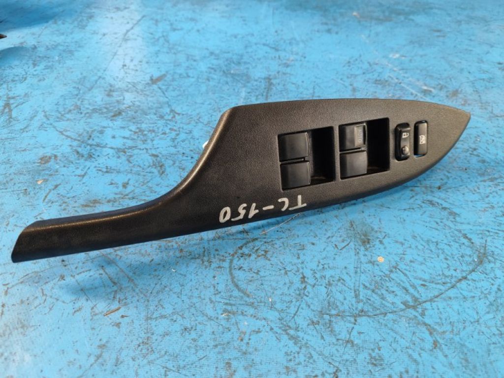 Блок управления стеклоподъемниками TOYOTA COROLLA 150 06-13