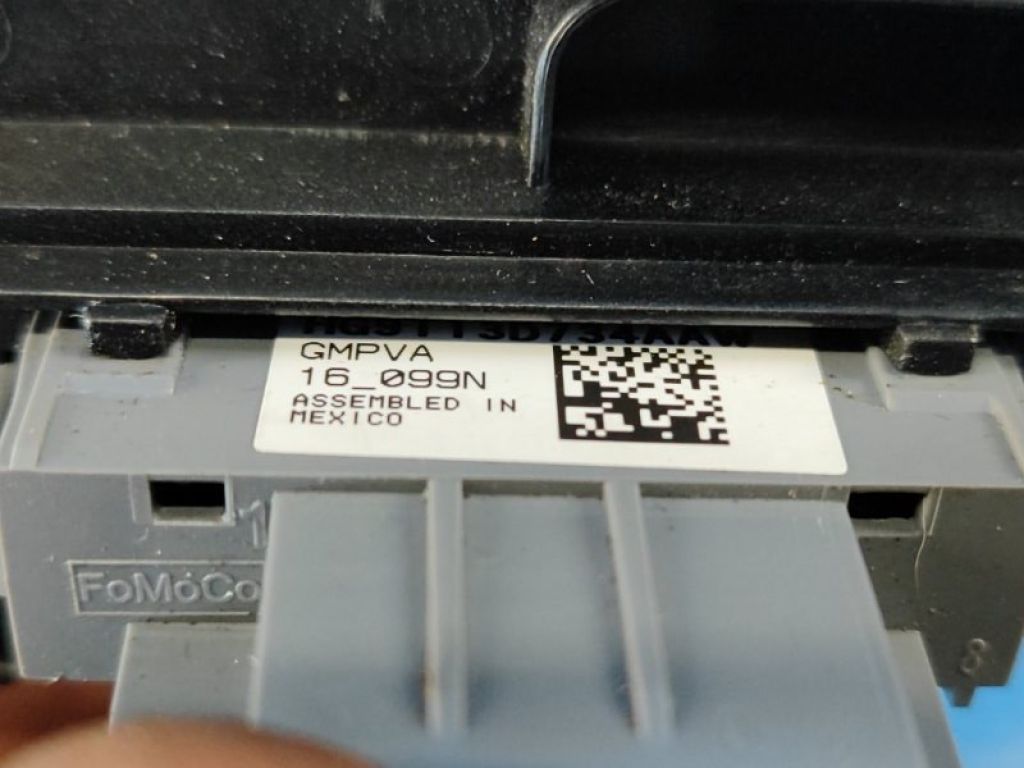HS73-F045M97-BAW | Кнопка FORD FUSION 14- - Фото 4