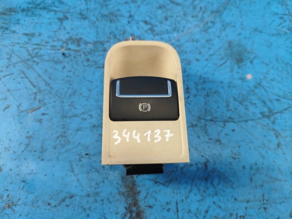 7N0927225A | Кнопка стояночного тормоза VOLKSWAGEN TIGUAN 08-17