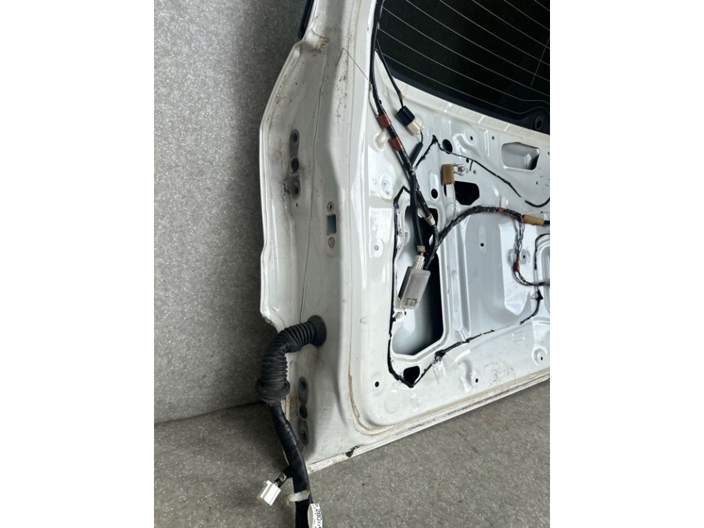 67005-42332 | Крышка багажника TOYOTA RAV4 05-12 - Фото 9
