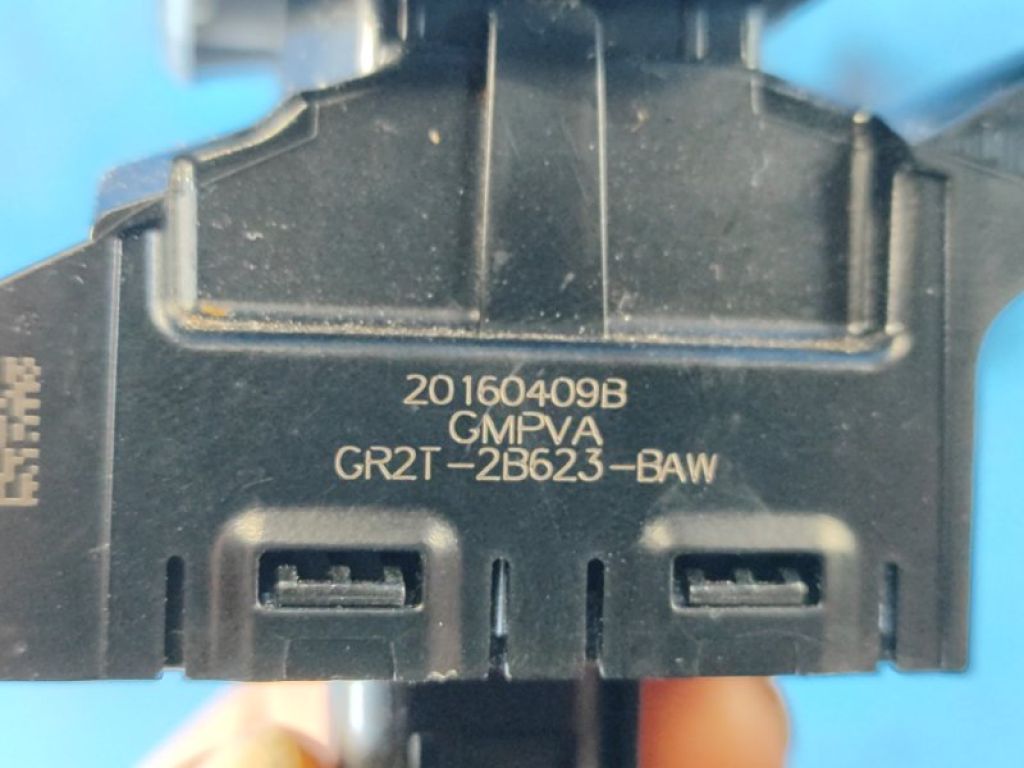 GR2t-2B623-BAW | Кнопка стояночного тормоза FORD FUSION 14- - Фото 4