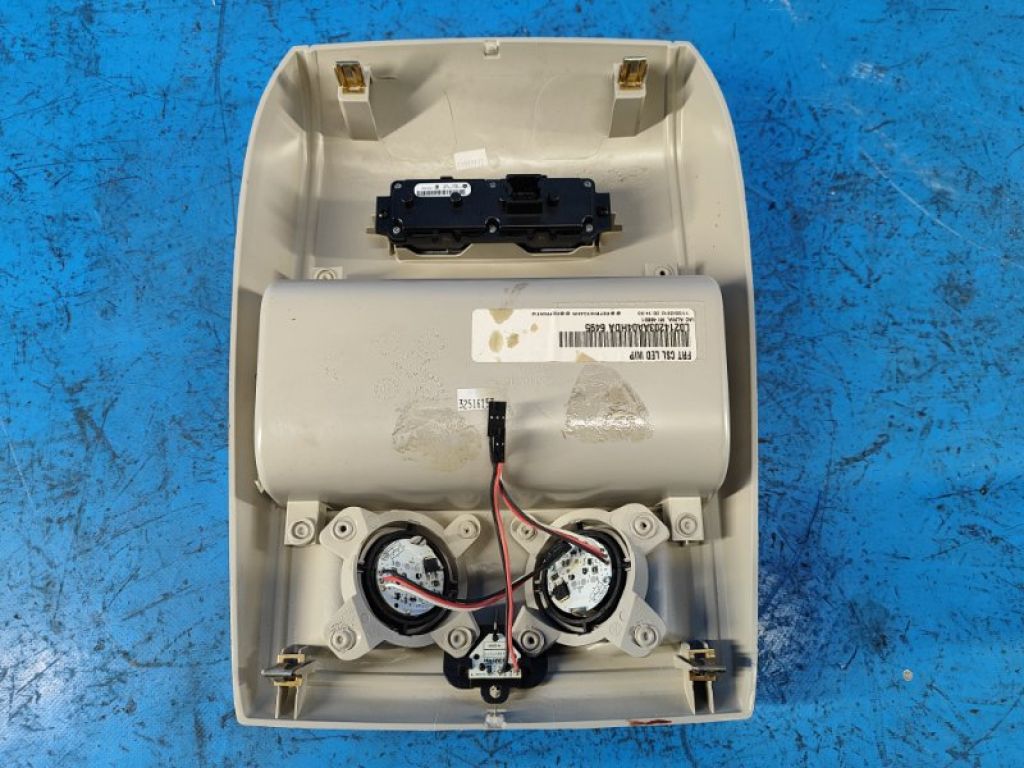 68141126AA | Плафон салону DODGE GRAND CARAVAN 08- - Фото 3