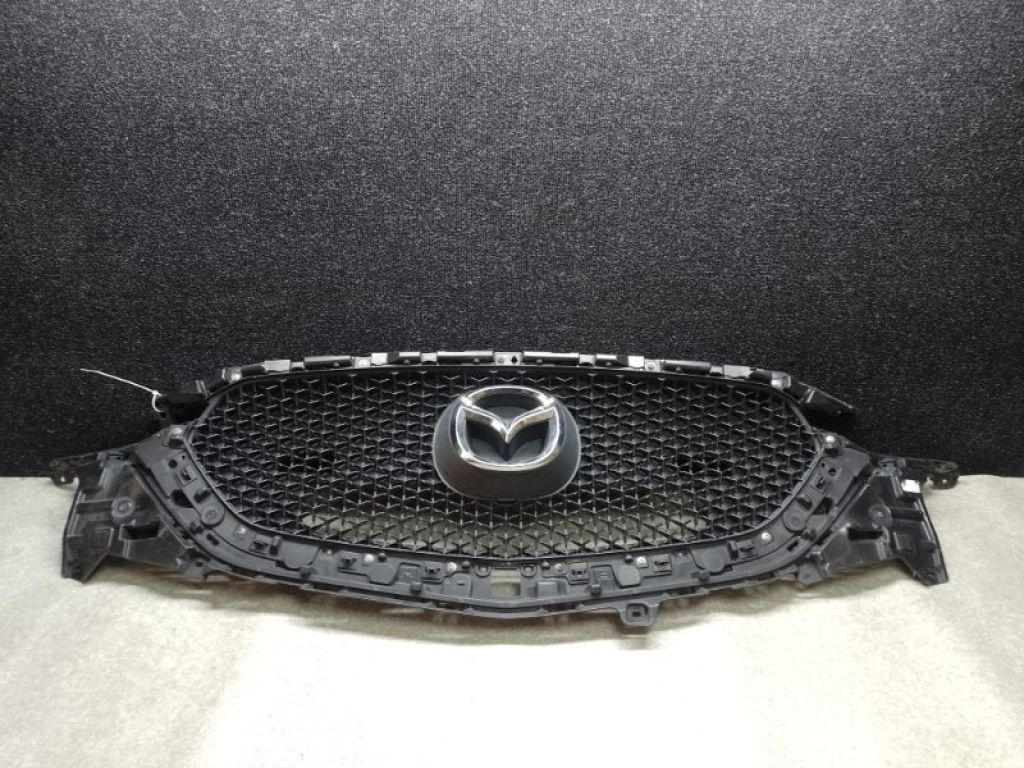 KB8D-50-710J | Решетка радиатора MAZDA CX-5 (KF) 16-21