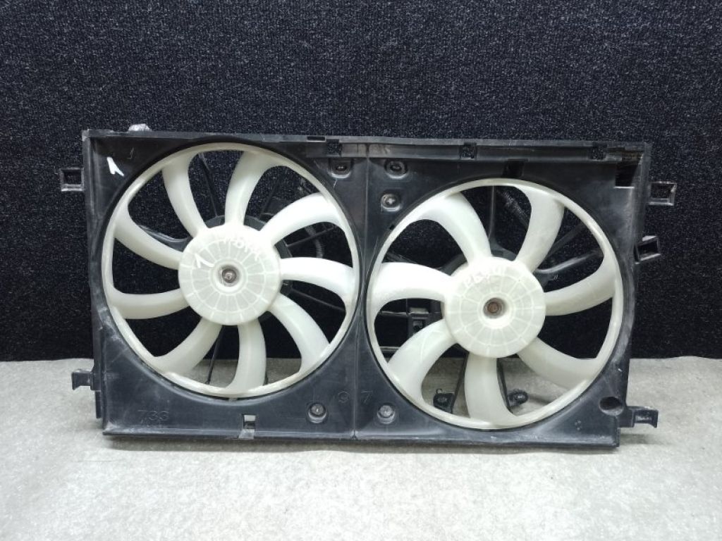 16711-37160 | Дифузор вентилятора основного радіатора TOYOTA PRIUS 16-