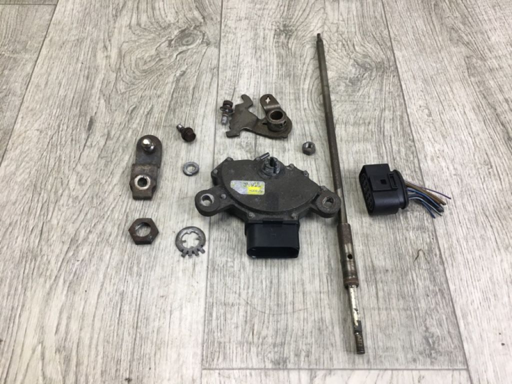 09G919823 | Датчик положения селектора АКПП VOLKSWAGEN JETTA USA 10-17