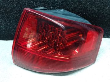 Фонарь наружный прав. ACURA MDX (YD2) 06-13