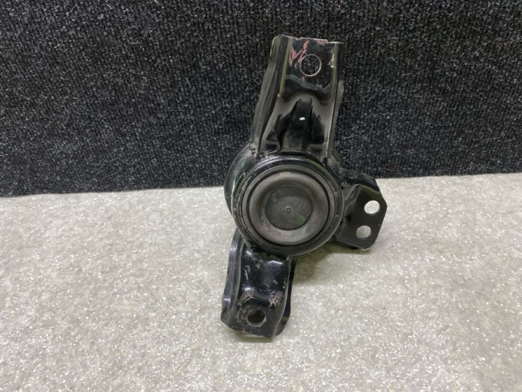 21810-4Z000 | Подушка двигуна прав. HYUNDAI SANTA FE (DM) 12-18