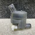 98510-2W500 | Насос омивача скла HYUNDAI SANTA FE (DM) 12-18 - Прев'ю 2