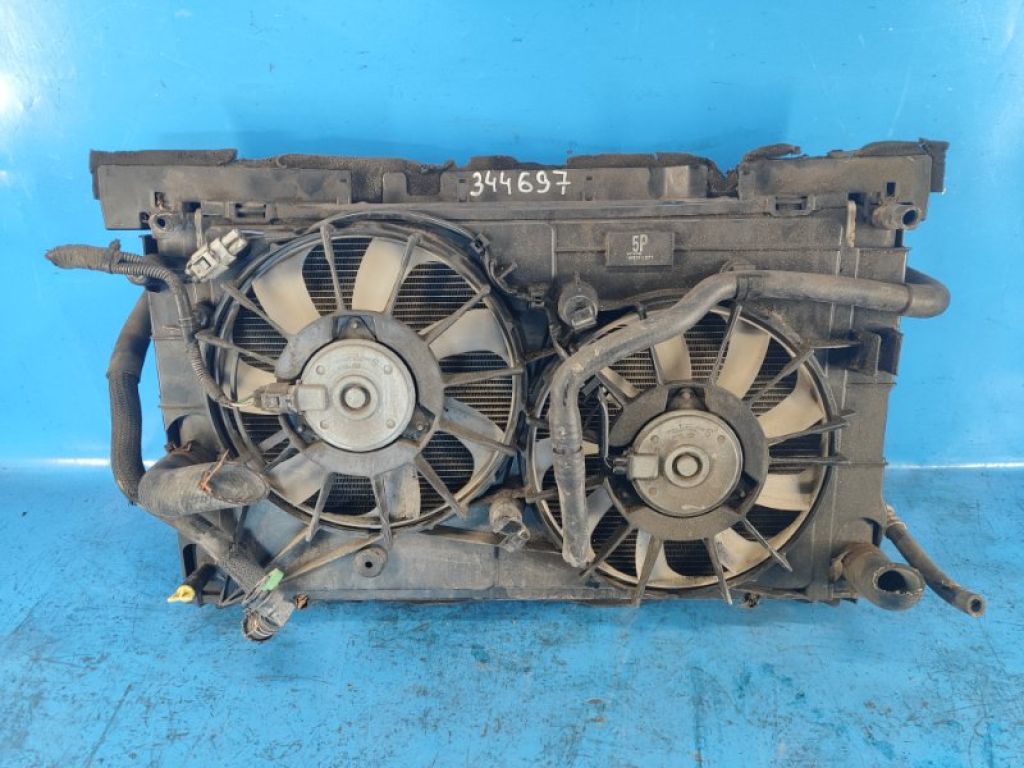 1671137040 | Диффузор вентилятора основного радиатора TOYOTA PRIUS - 30 09-17