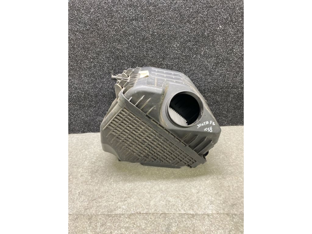 28110-4Z400 | Корпус повітряного фільтра HYUNDAI SANTA FE (DM) 12-18